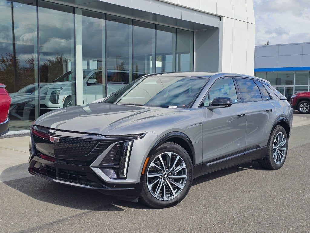 2024 Cadillac LYRIQ Sport