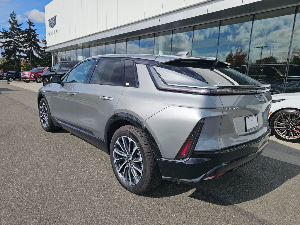 2024 Cadillac LYRIQ Sport