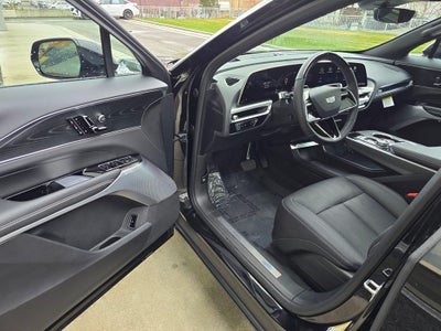 2025 Cadillac LYRIQ Sport