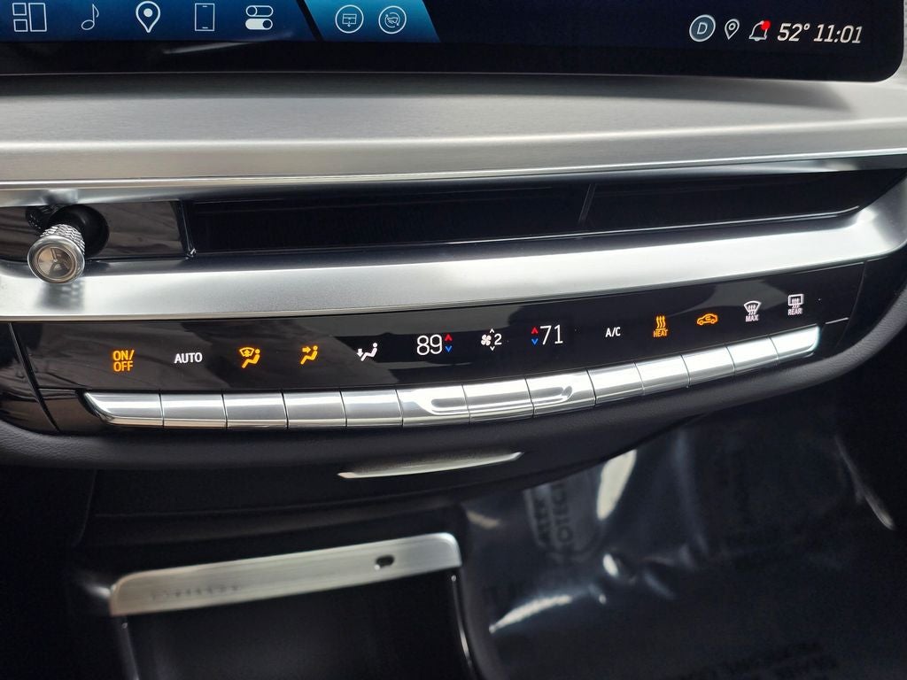 2025 Cadillac LYRIQ Sport