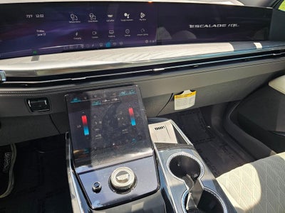 2026 Cadillac ESCALADE IQL Luxury