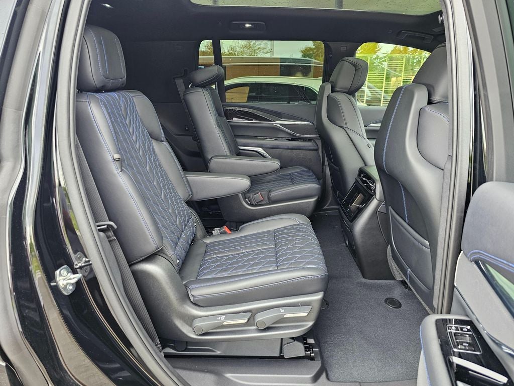 2026 Cadillac ESCALADE IQL Luxury