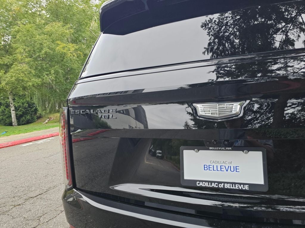 2026 Cadillac ESCALADE IQL Premium Sport