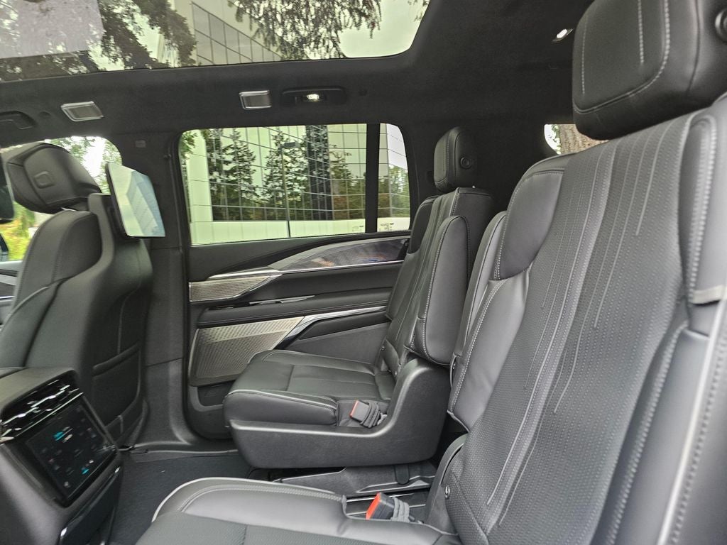 2026 Cadillac ESCALADE IQL Premium Sport