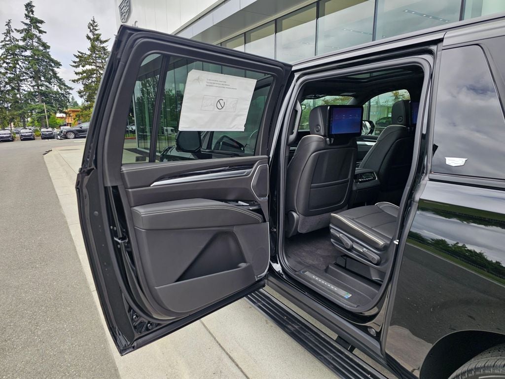 2026 Cadillac Escalade ESV Sport