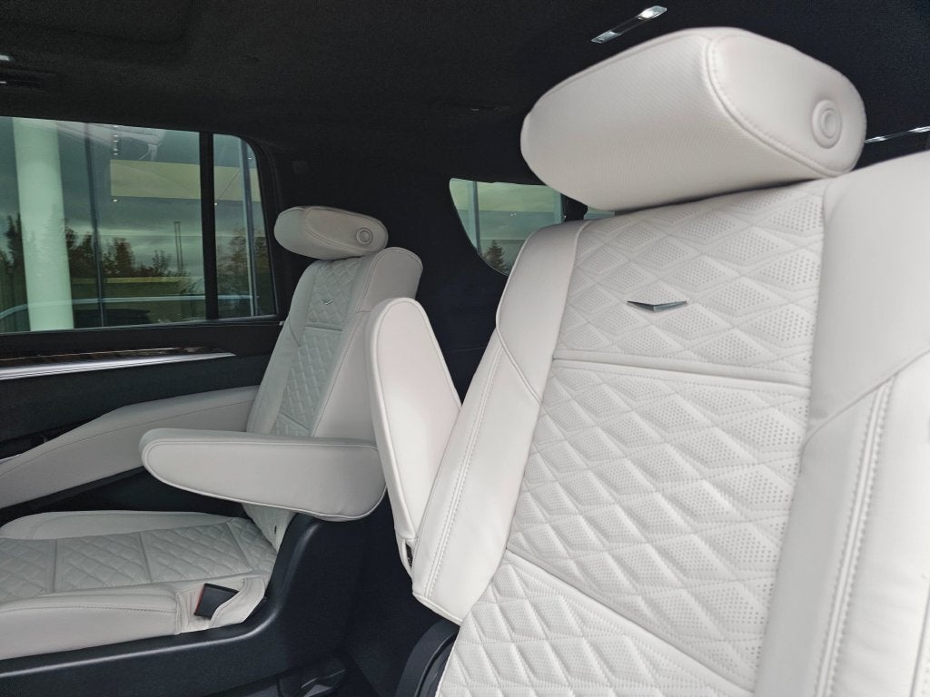 2026 Cadillac Escalade ESV Platinum Edition