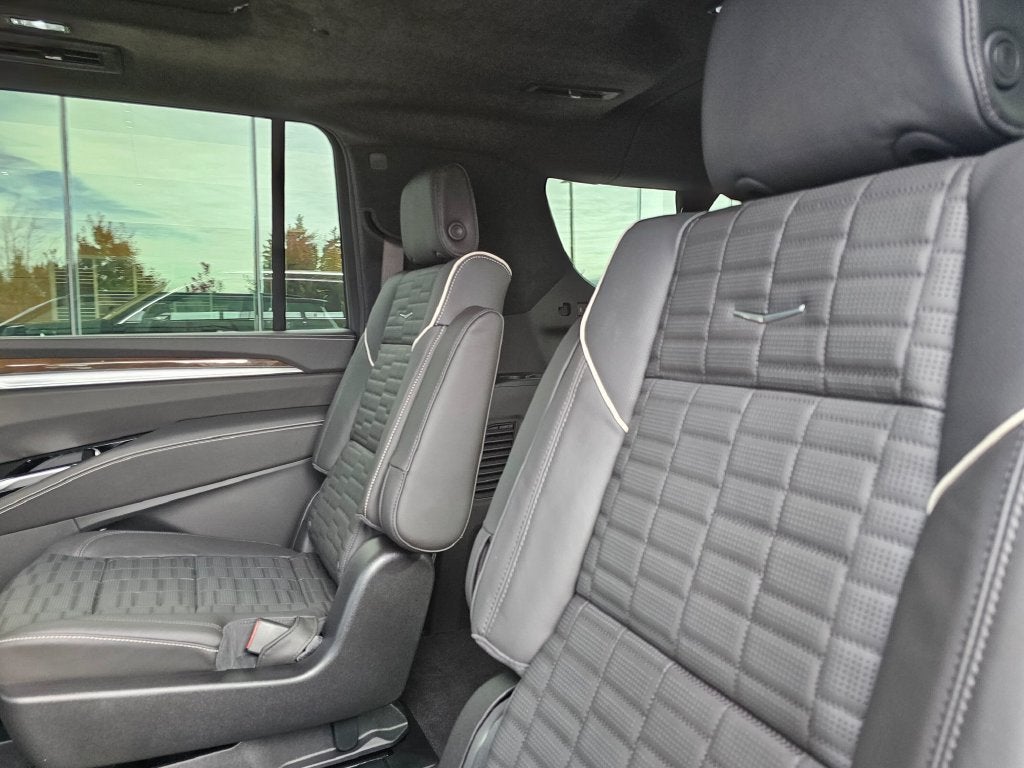 2026 Cadillac Escalade ESV Platinum Edition