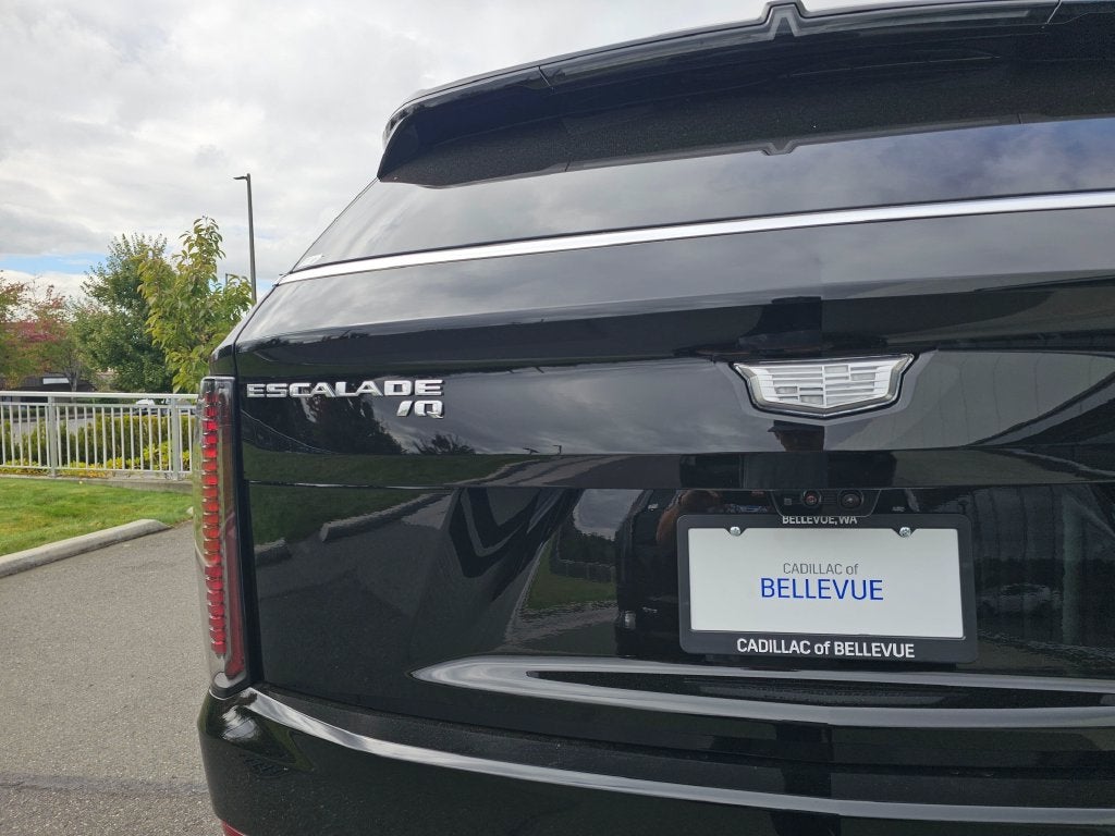 2026 Cadillac ESCALADE IQ Luxury