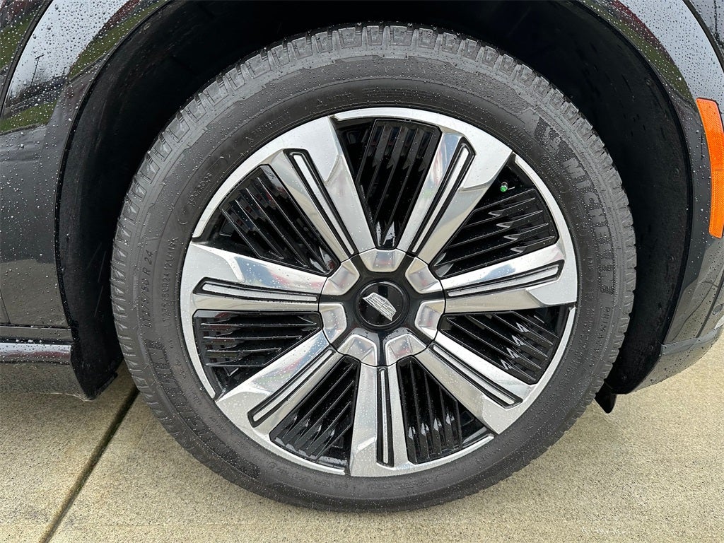 2025 Cadillac ESCALADE IQ Luxury 1