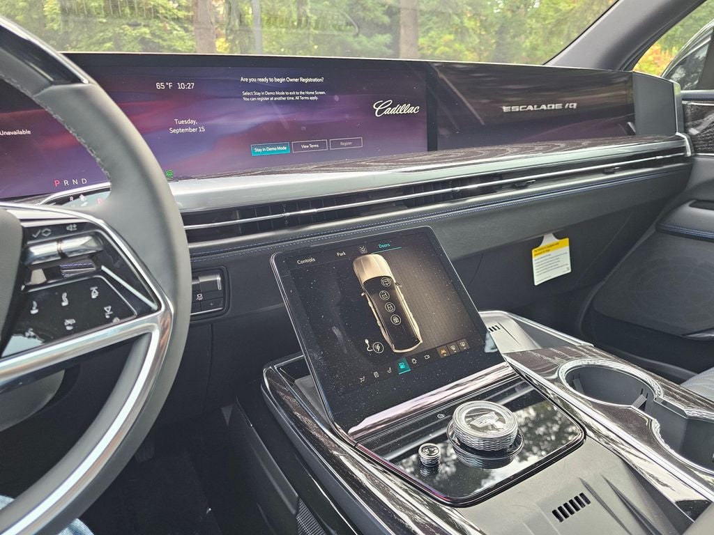 2026 Cadillac ESCALADE IQ Luxury