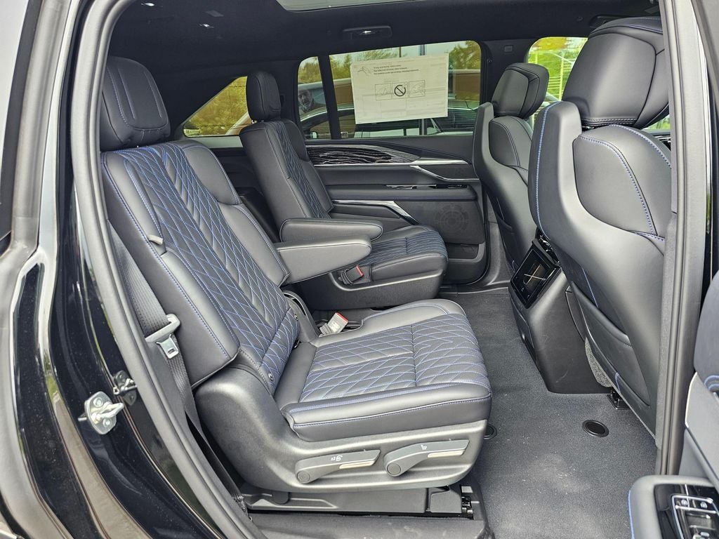 2026 Cadillac ESCALADE IQ Sport