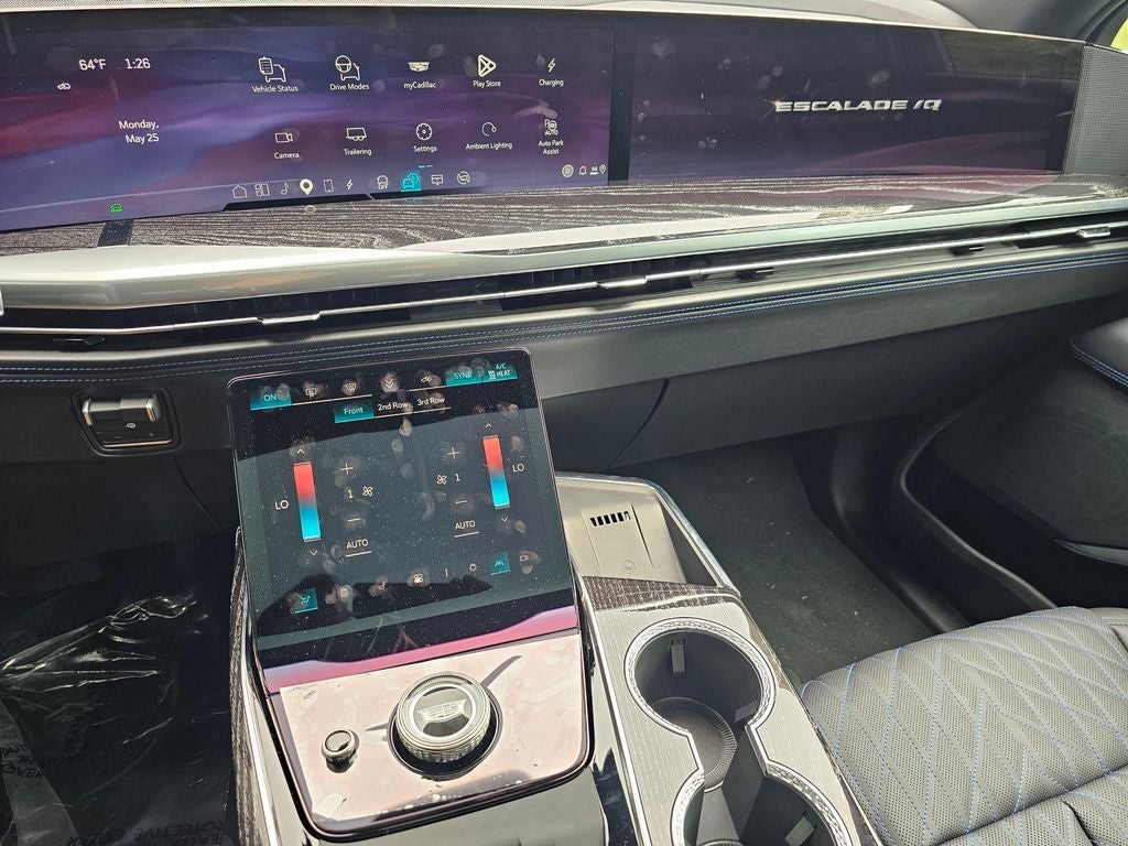 2026 Cadillac ESCALADE IQ Sport