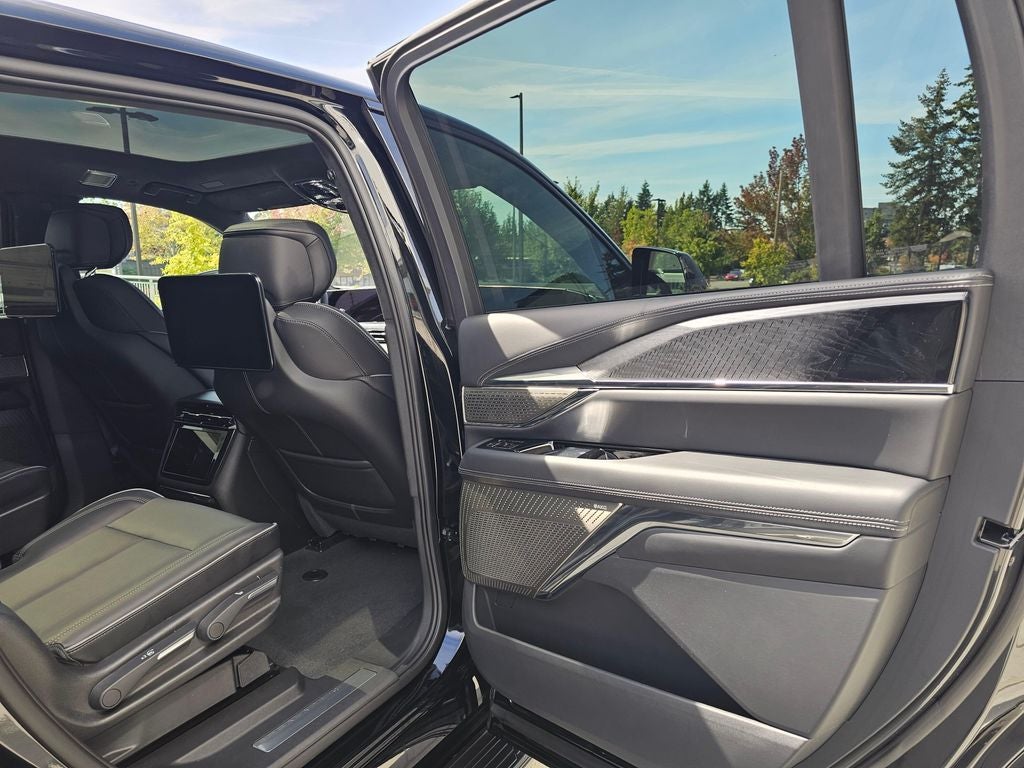 2026 Cadillac ESCALADE IQ Premium Sport