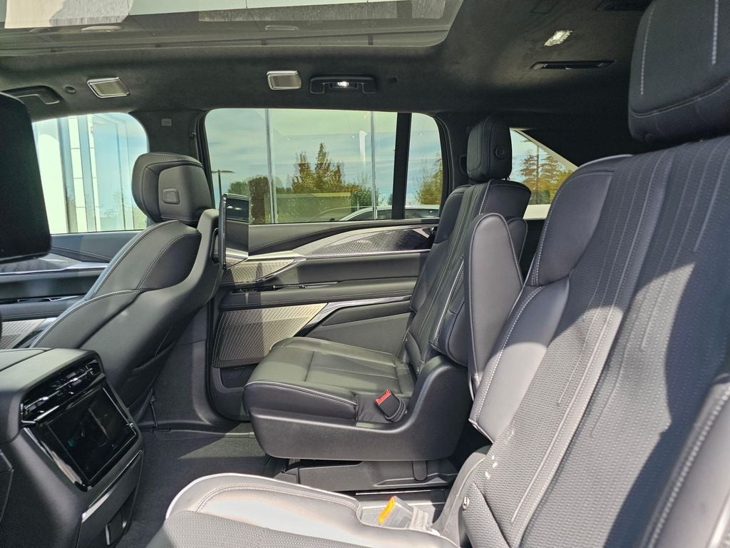 2026 Cadillac ESCALADE IQ Premium Sport