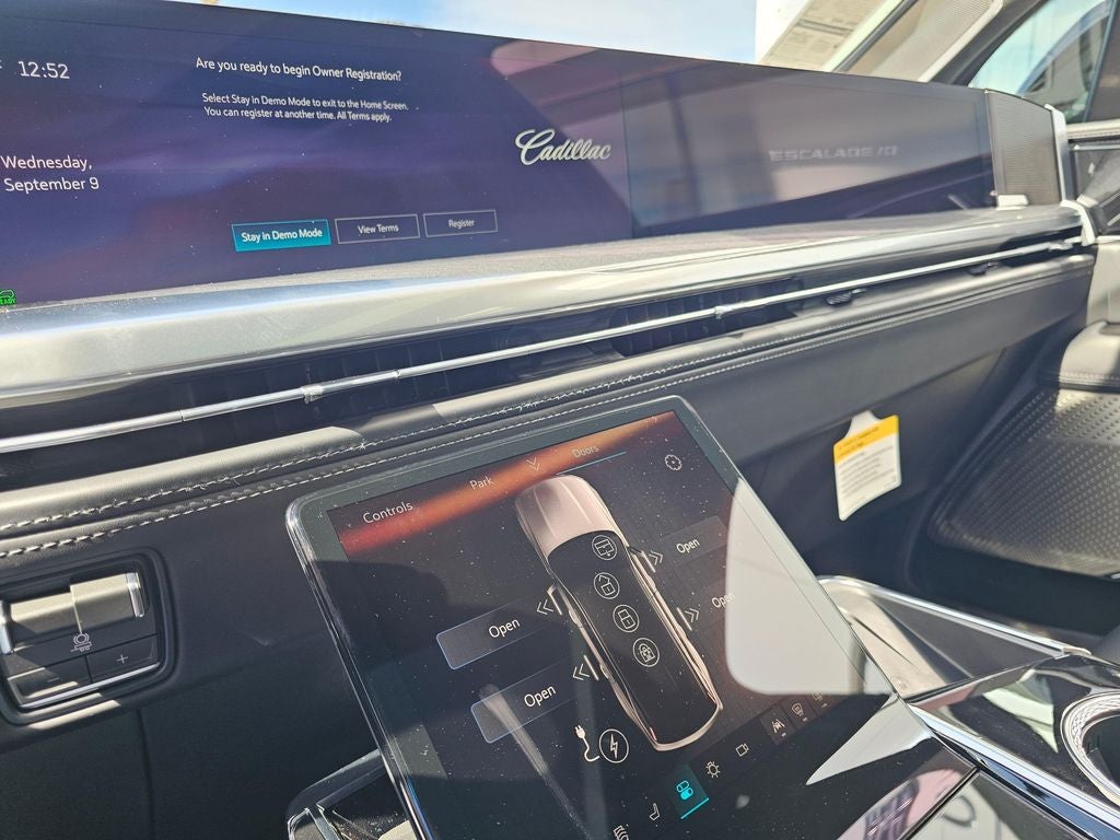2026 Cadillac ESCALADE IQ Premium Sport