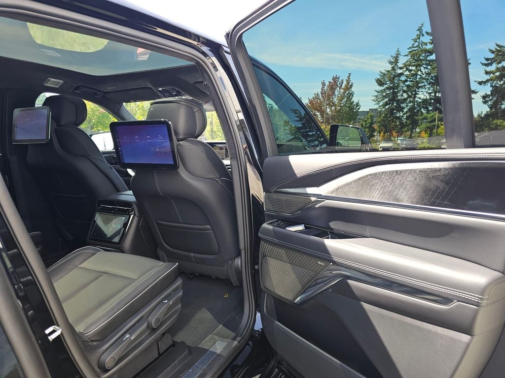 2026 Cadillac ESCALADE IQ Premium Sport