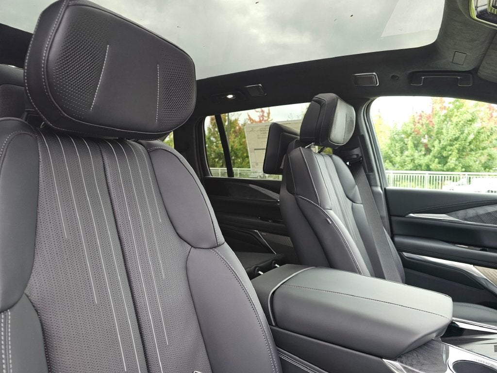 2026 Cadillac ESCALADE IQ Premium Sport