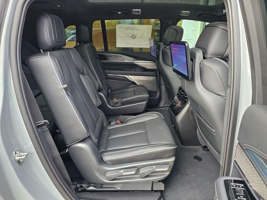 2026 Cadillac ESCALADE IQ Premium Sport