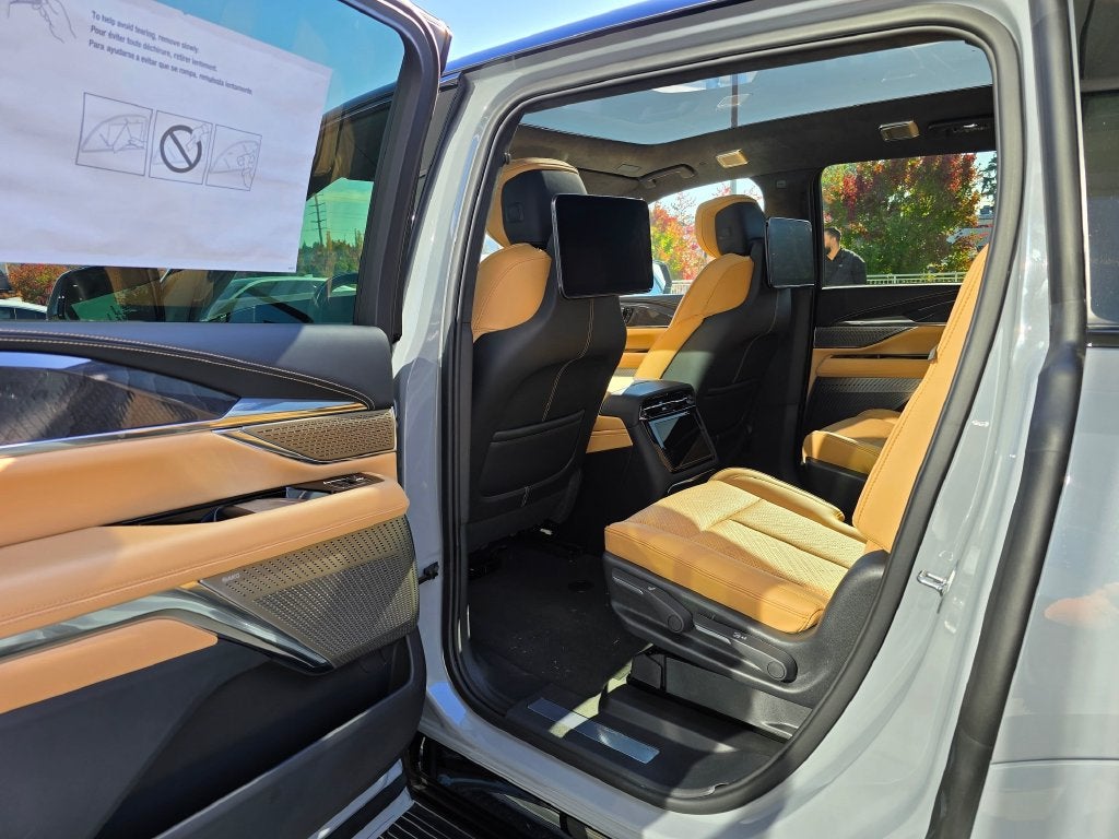 2026 Cadillac ESCALADE IQ Premium Sport
