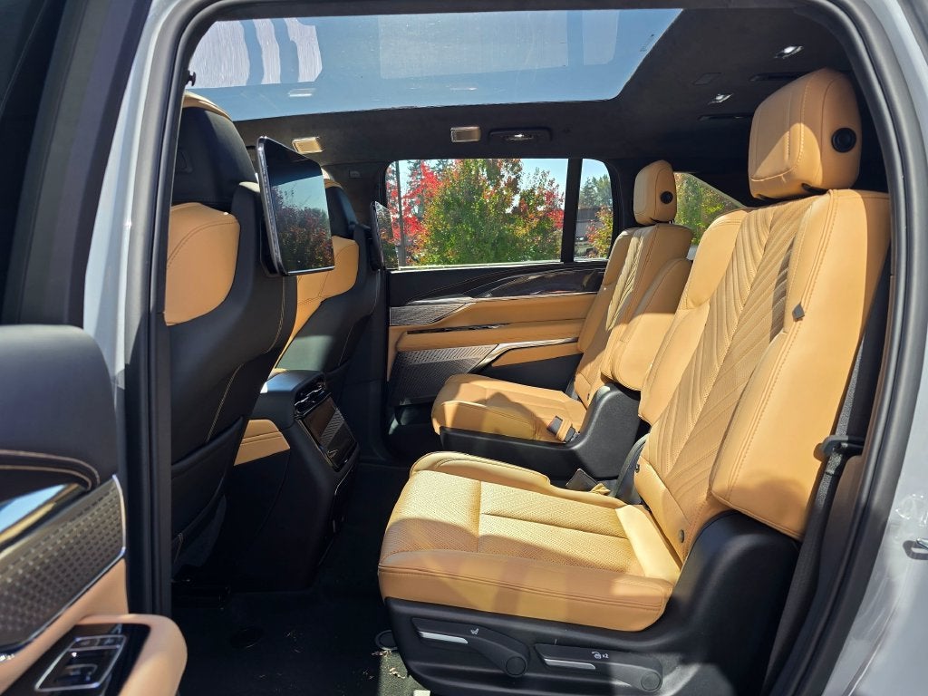 2026 Cadillac ESCALADE IQ Premium Sport