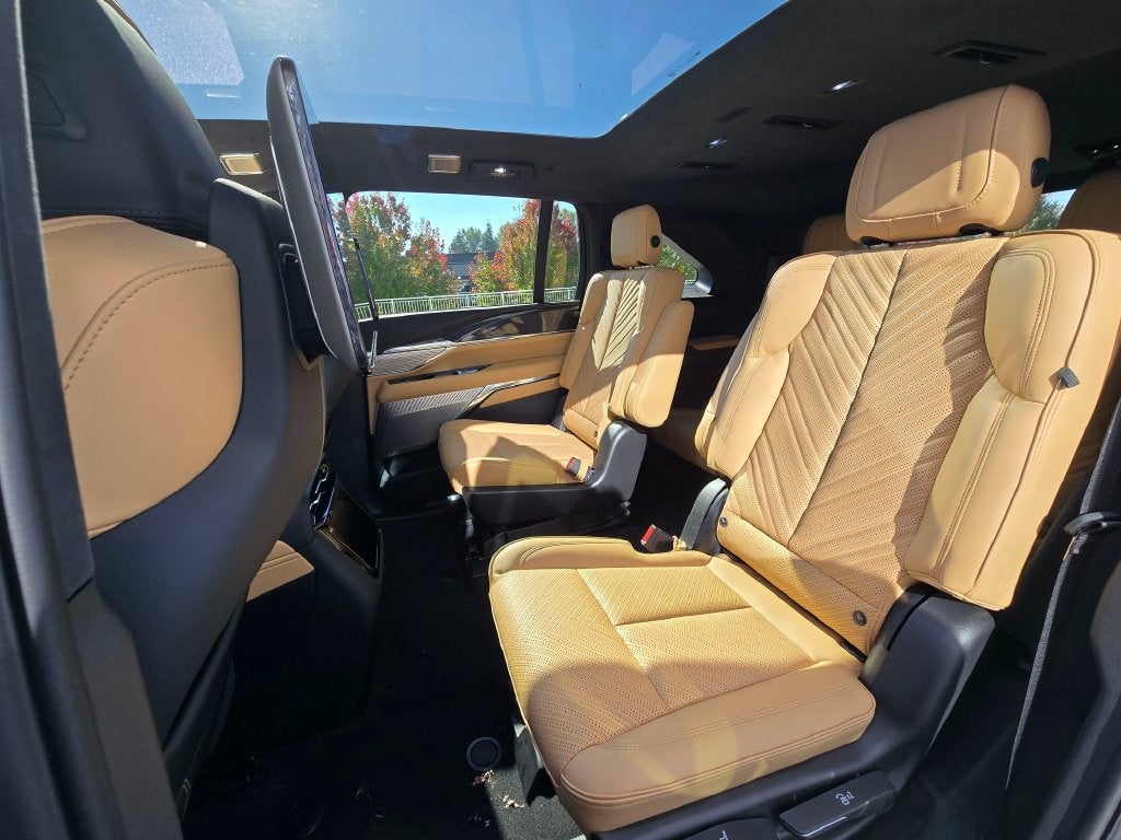 2026 Cadillac ESCALADE IQ Premium Sport