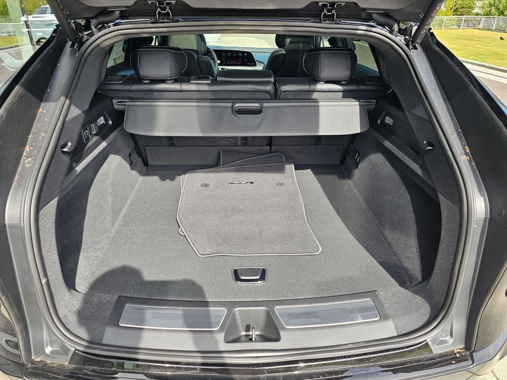 2026 Cadillac LYRIQ V-Series Premium