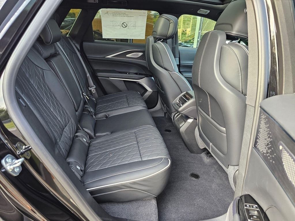 2027 Cadillac LYRIQ V-Series Premium