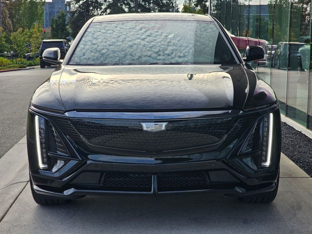 2027 Cadillac LYRIQ V-Series Premium