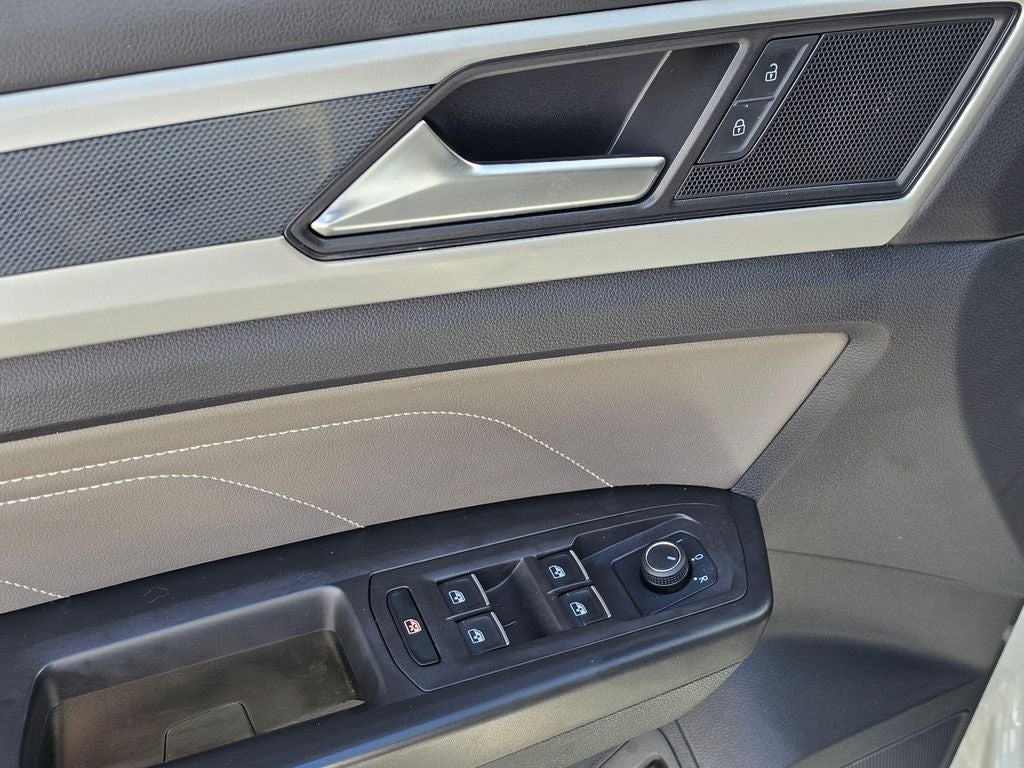 2023 Volkswagen Atlas 3.6L V6 SEL R-Line