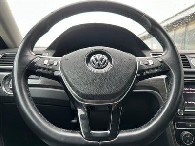 2017 Volkswagen Passat 1.8T SE