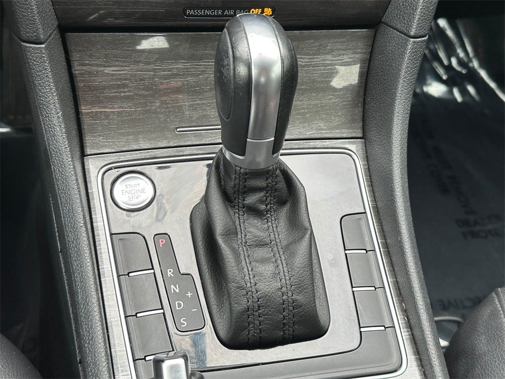 2017 Volkswagen Passat 1.8T SE