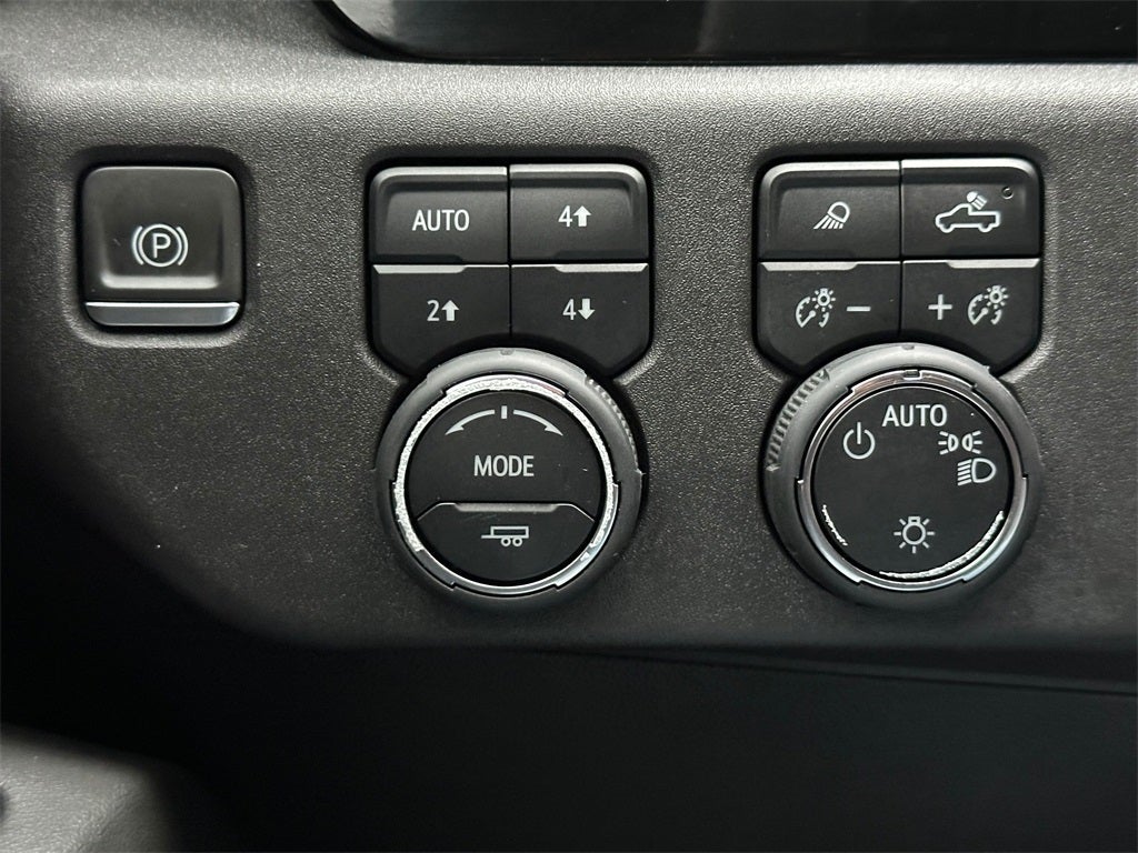 2024 Chevrolet Silverado 1500 LT LT1