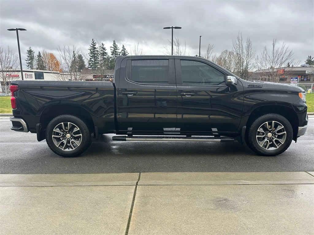 2024 Chevrolet Silverado 1500 LT LT1