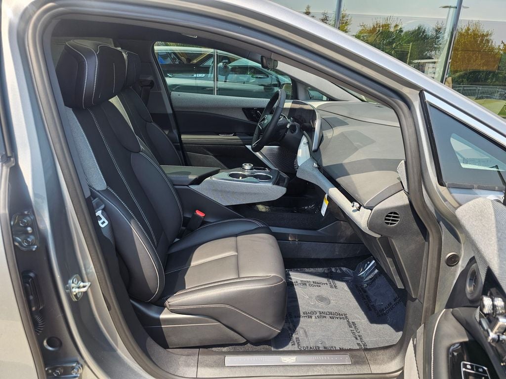 2026 Cadillac OPTIQ Luxury