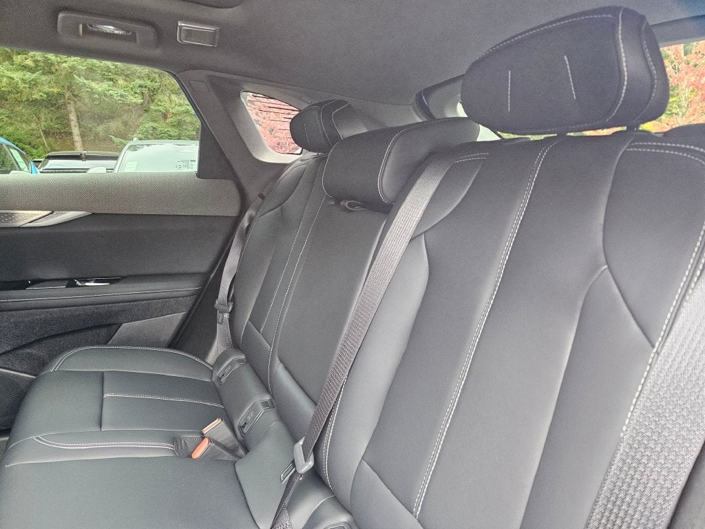 2027 Cadillac OPTIQ Luxury
