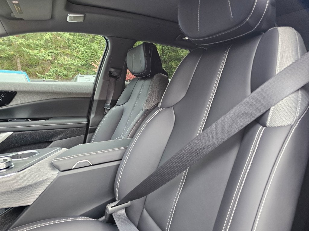 2027 Cadillac OPTIQ Luxury