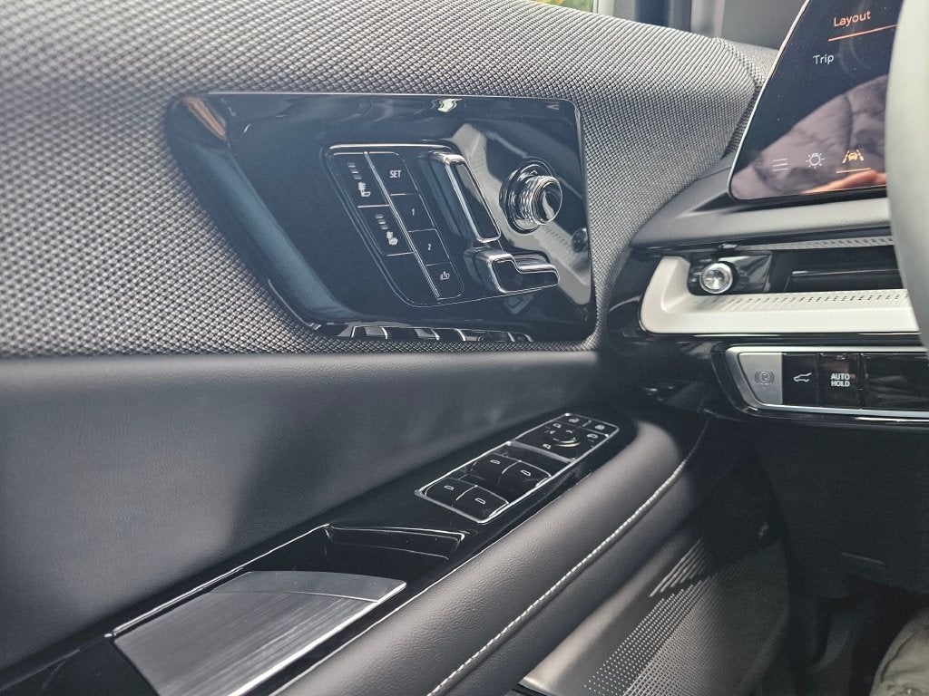 2027 Cadillac OPTIQ Luxury