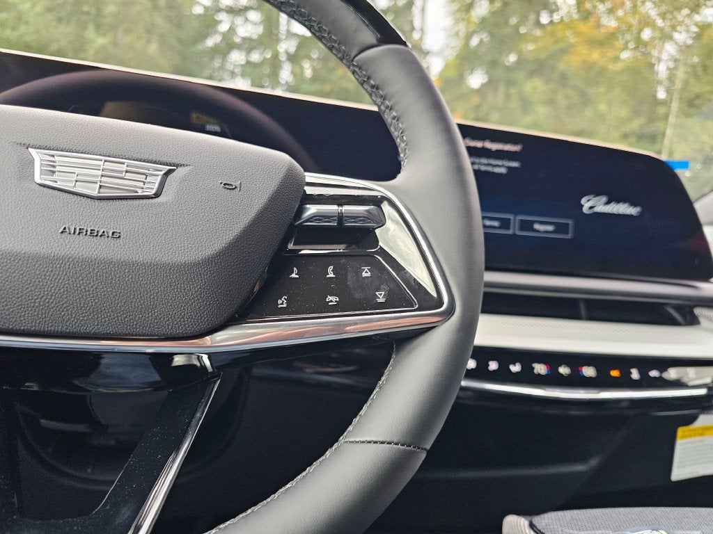 2027 Cadillac OPTIQ Luxury