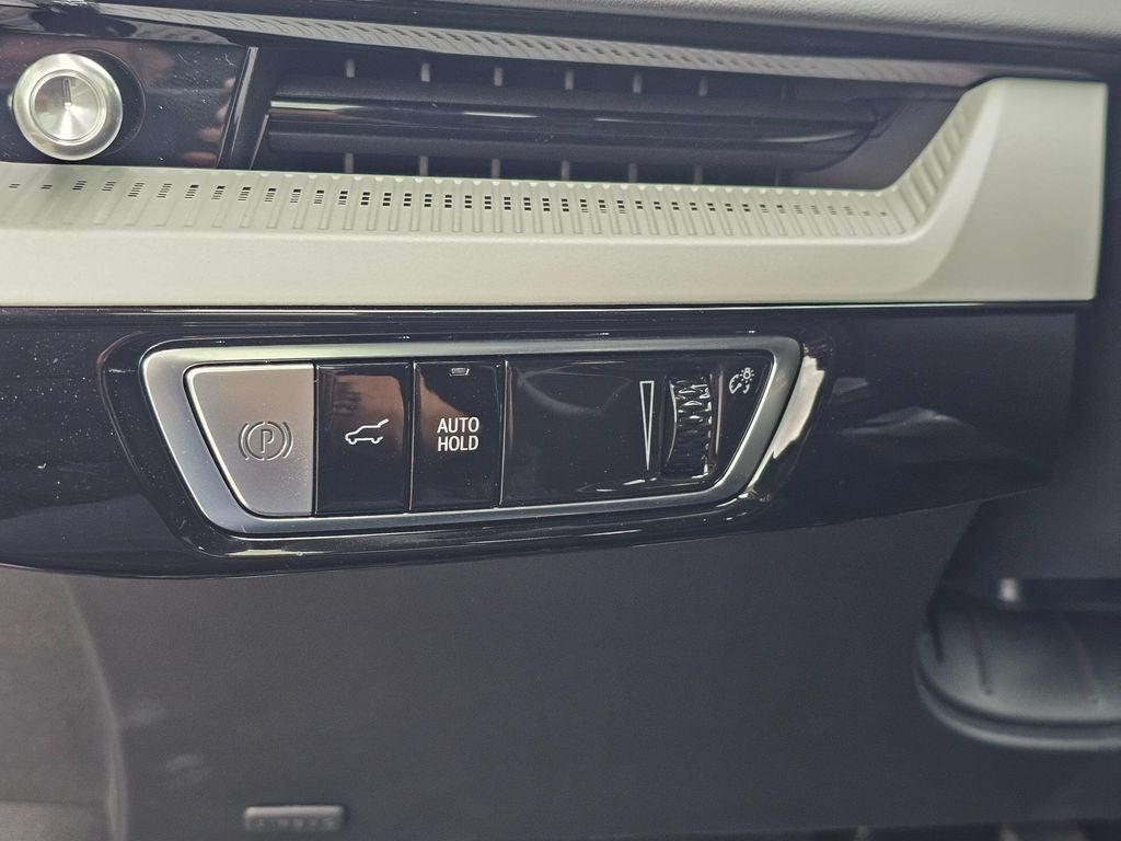 2026 Cadillac OPTIQ Premium Luxury