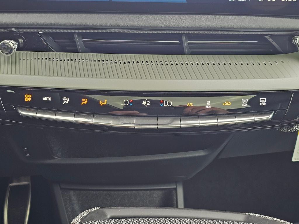 2026 Cadillac OPTIQ Premium Luxury