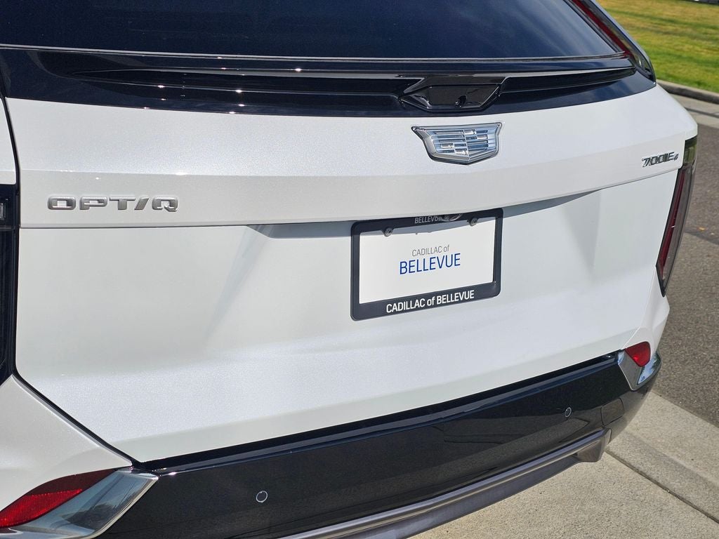 2026 Cadillac OPTIQ Premium Luxury