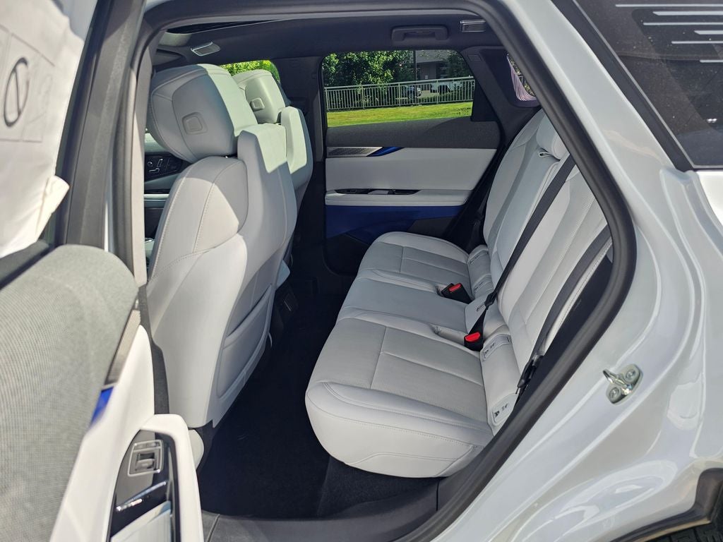 2026 Cadillac OPTIQ Premium Luxury