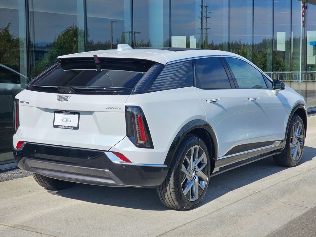 2026 Cadillac OPTIQ Premium Luxury