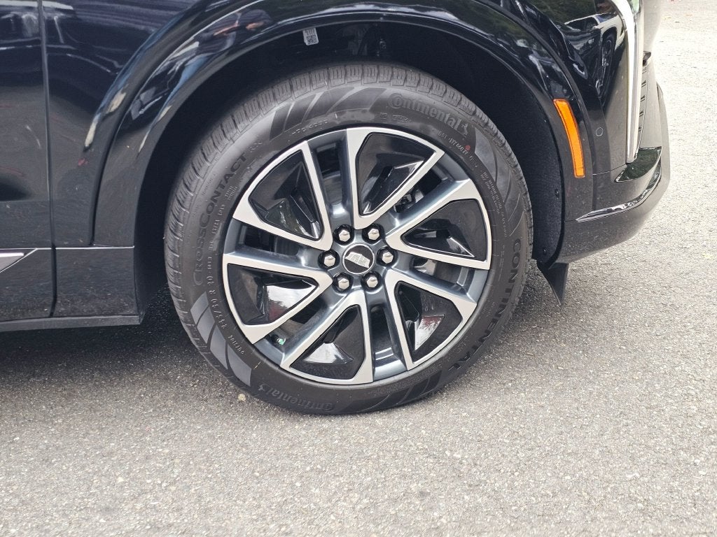 2027 Cadillac OPTIQ Premium Sport