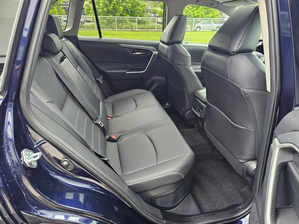 2021 Toyota RAV4 Hybrid XLE Premium