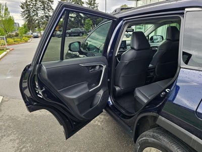 2021 Toyota RAV4 Hybrid XLE Premium