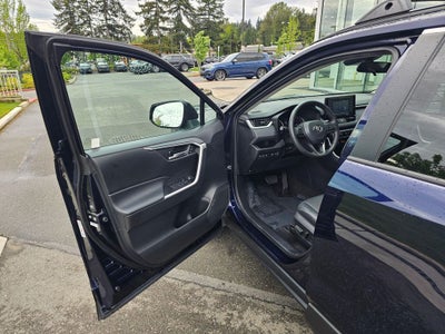 2021 Toyota RAV4 Hybrid XLE Premium