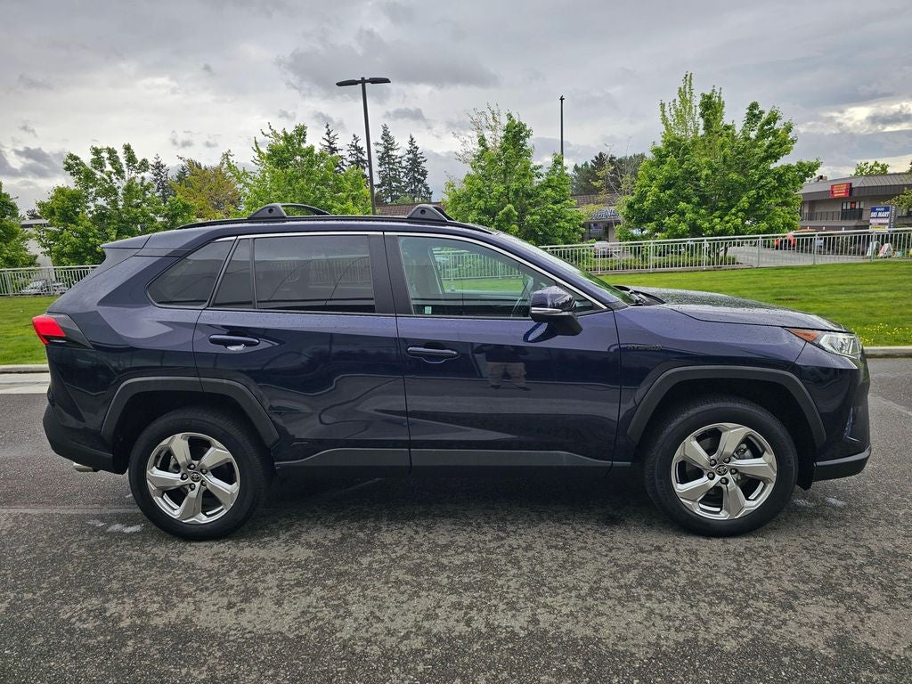 2021 Toyota RAV4 Hybrid XLE Premium
