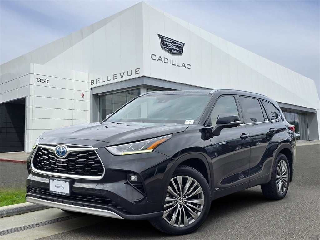 2020 Toyota Highlander Hybrid Platinum