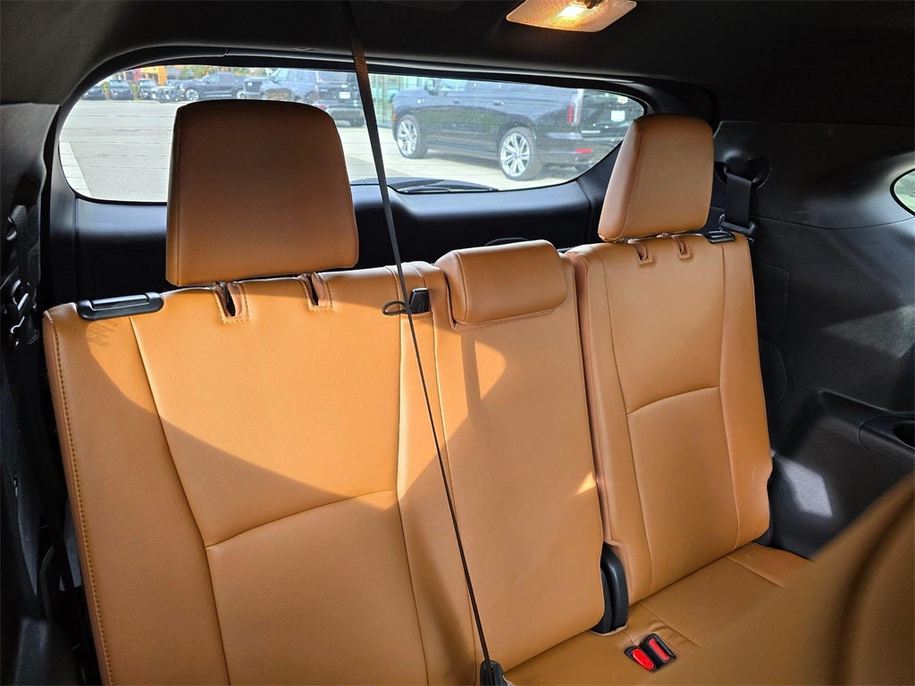 2020 Toyota Highlander Hybrid Platinum